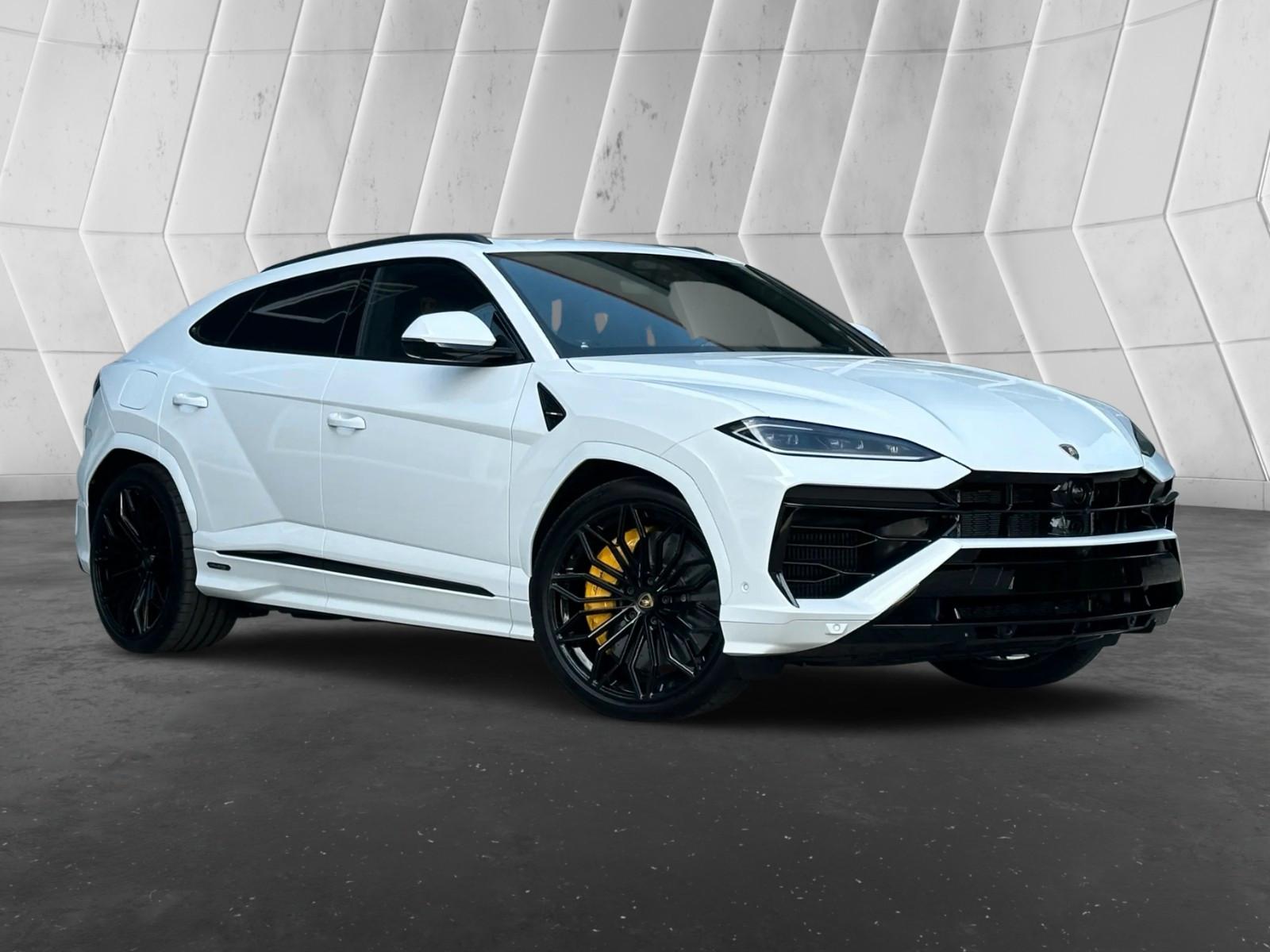 Lamborghini URUS 4.0 SE MY2026 B&O PANO MASSAGE DARK FULL