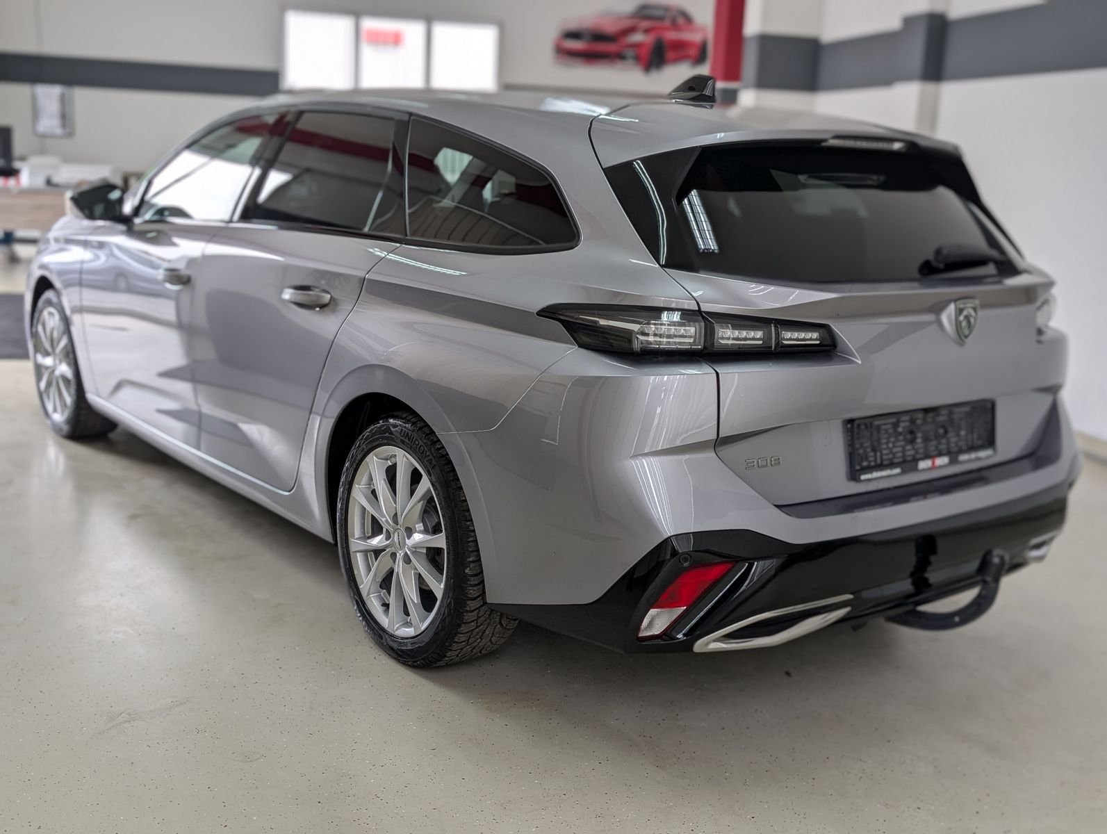 Fahrzeugabbildung Peugeot 308 Allure ACC LED 360° SHZ LENK-HZ AHK GARANTIE
