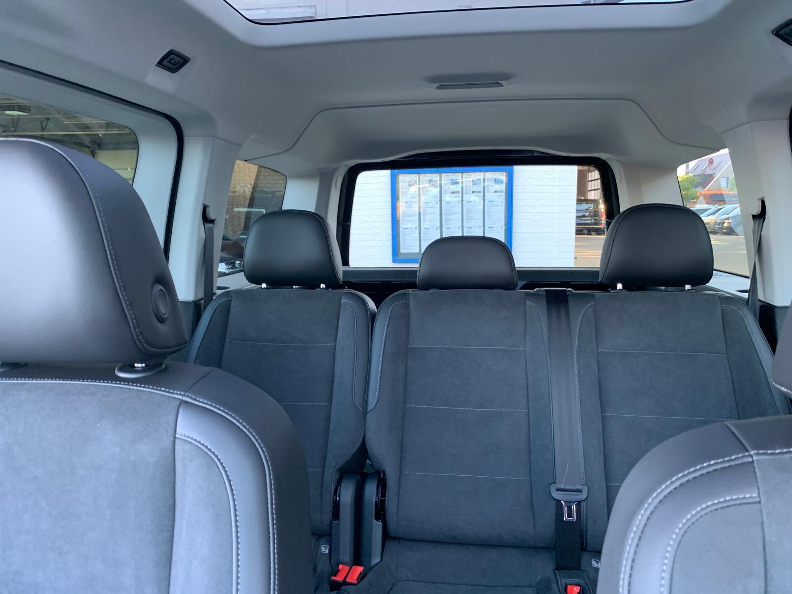 Volkswagen Caddy Maxi Style eHybrid AHK Panorama Kamera App