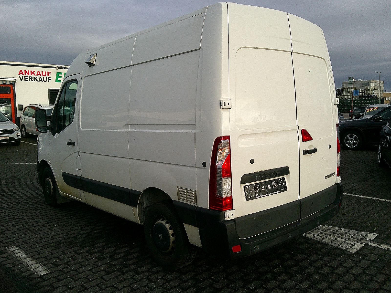 Fahrzeugabbildung Renault Master III Kasten L1H2 3,5t / 1.HAND/SCHECKHEFT