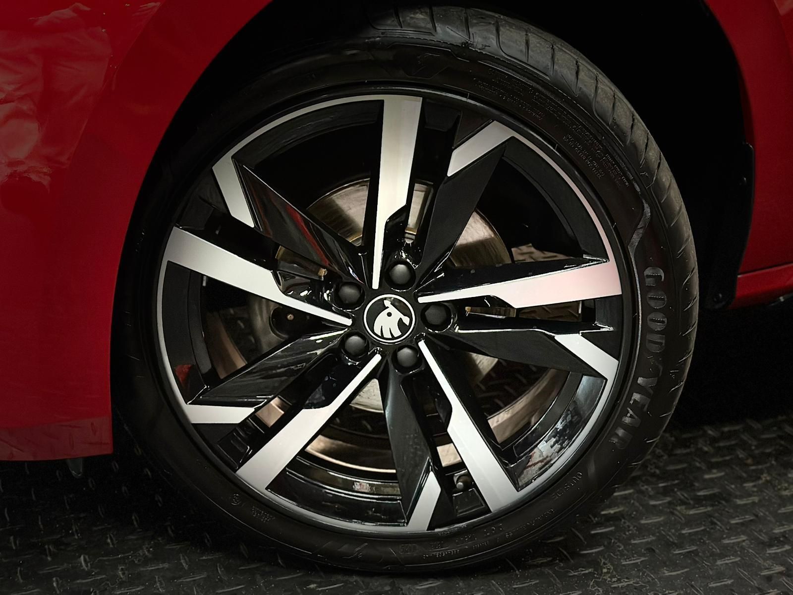 SKODA Kamiq 1.5TSI - Image 9