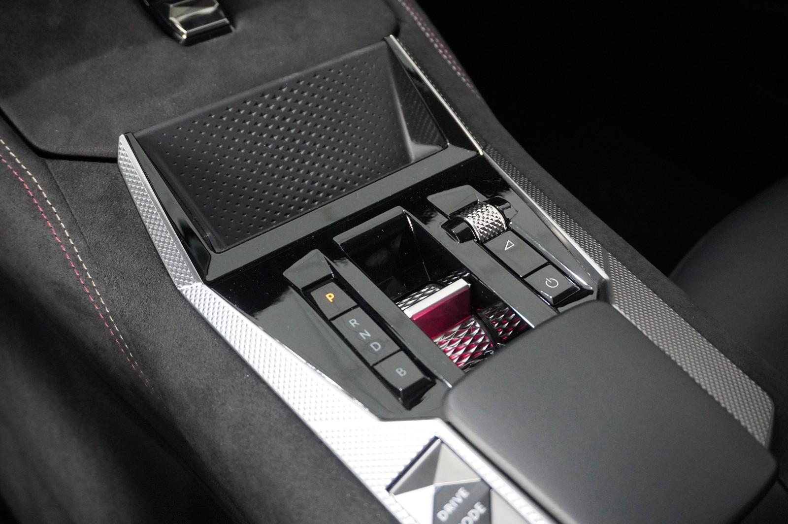 DS Automobiles DS4 DS 4 E-Tense PERFORM. LINE PHEV NAVI/LED/DAB