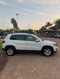 Volkswagen Tiguan - 4