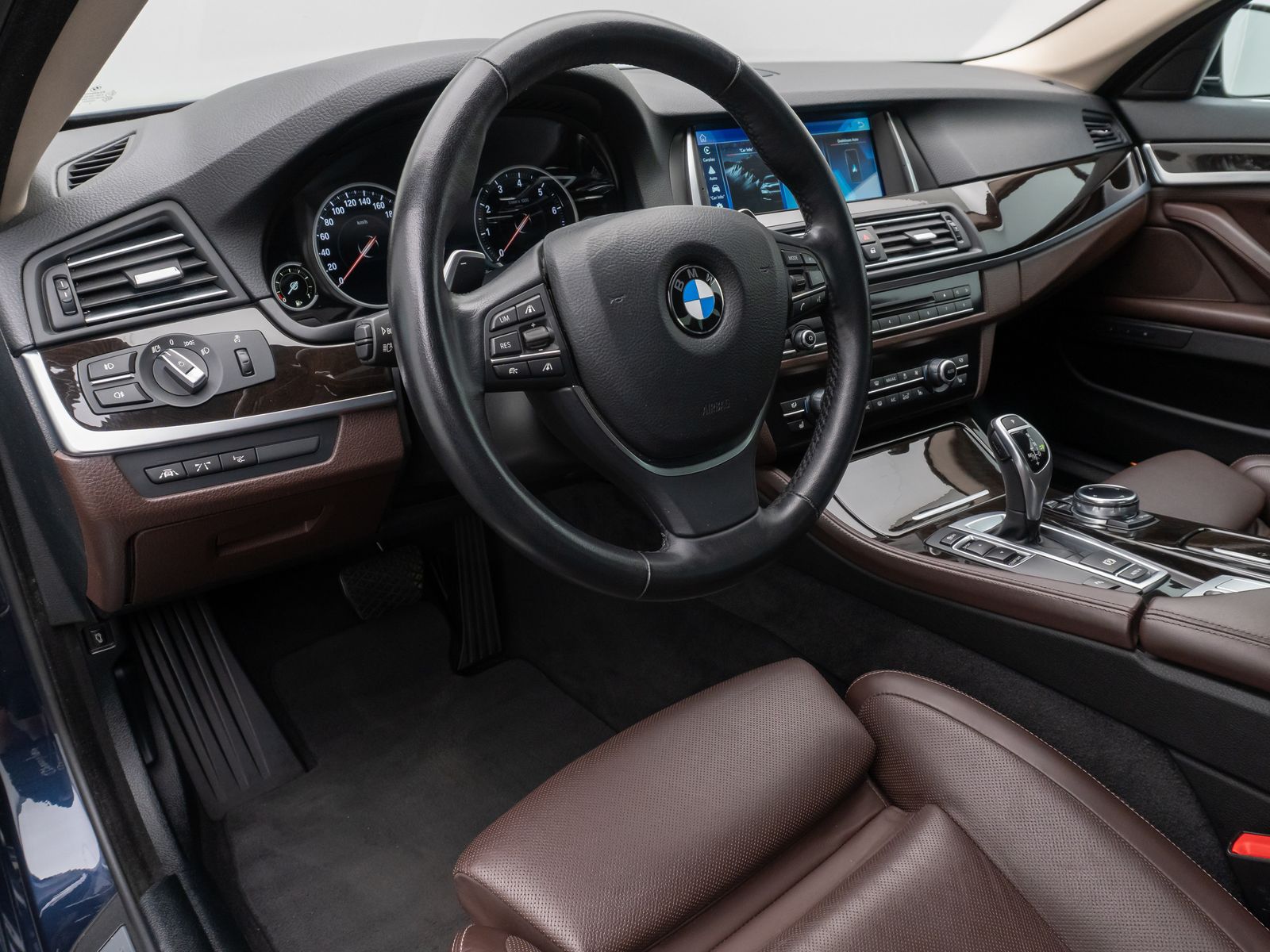Fahrzeugabbildung BMW 535i Luxury Line HUD Memory ACC NaviPro Komfort