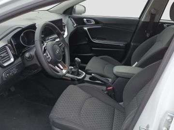 Fotografie 9 des Kia cee'd Sportswagon cee'd 1.6 Hybrid Sportswagon Navi AC