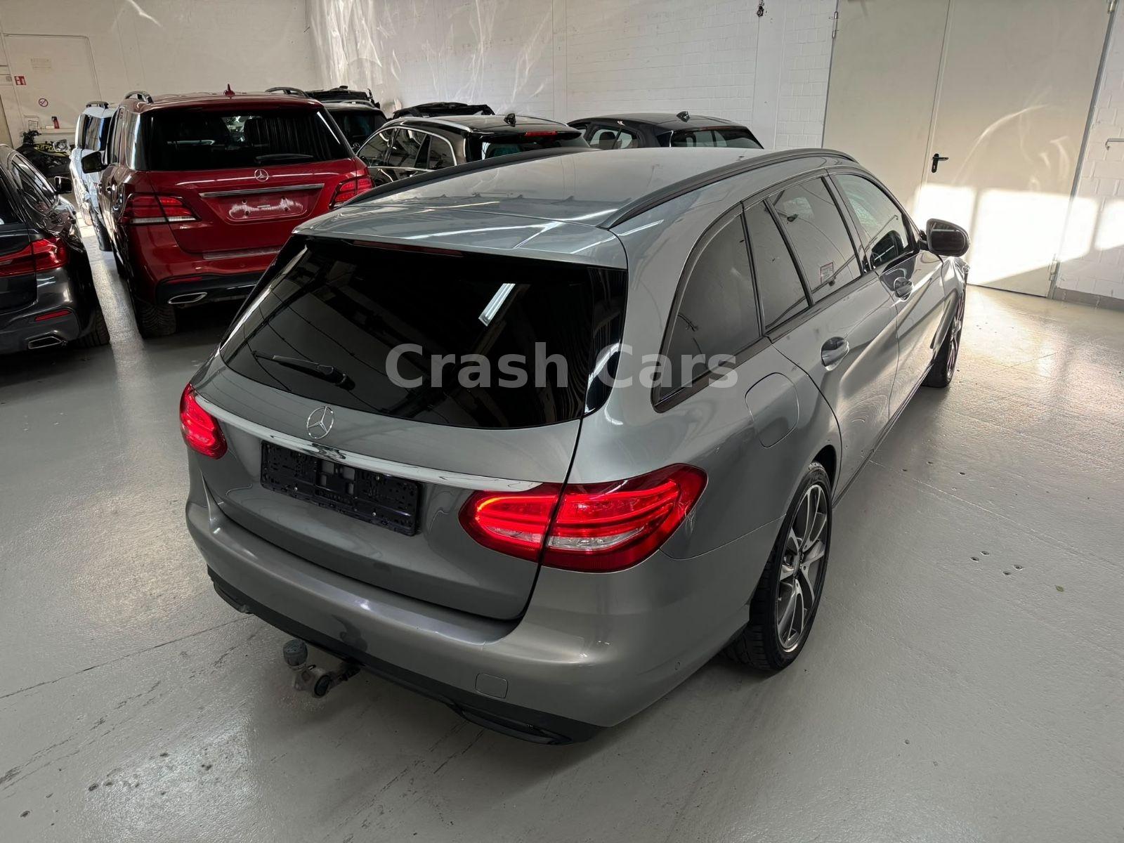 Mercedes-Benz C220 2015 — interior