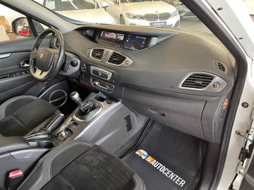 MYAUTOCENTER – Gebraucht- und Jahreswagen mit Werkstattservice in Pfaffenhofen Renault Scenic III BOSE Edition *Klima*Navi*Bluetooth*