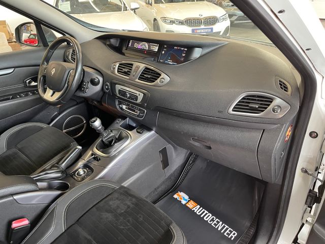 MYAUTOCENTER – Gebraucht- und Jahreswagen mit Werkstattservice in Pfaffenhofen Renault Scenic III BOSE Edition *Klima*Navi*Bluetooth*
