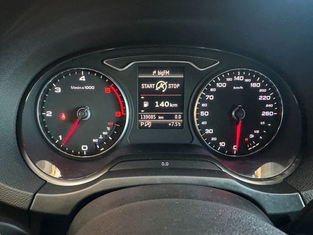 Audi A3 Sportback ambition *Bluetooth*AHK*Klima*SHZ*