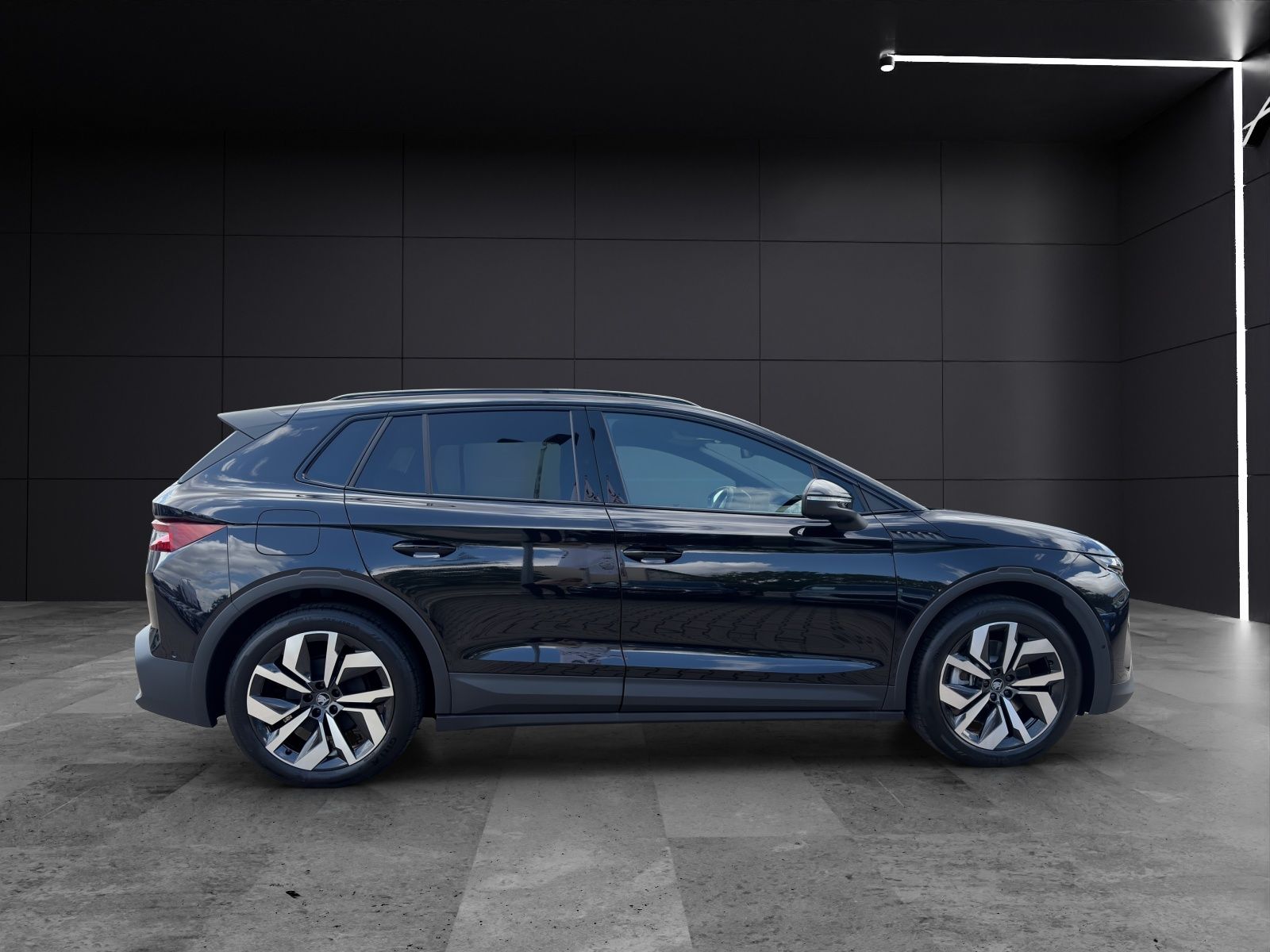 Fahrzeugabbildung SKODA Elroq Sportline 60 MATRIX AHK ACC