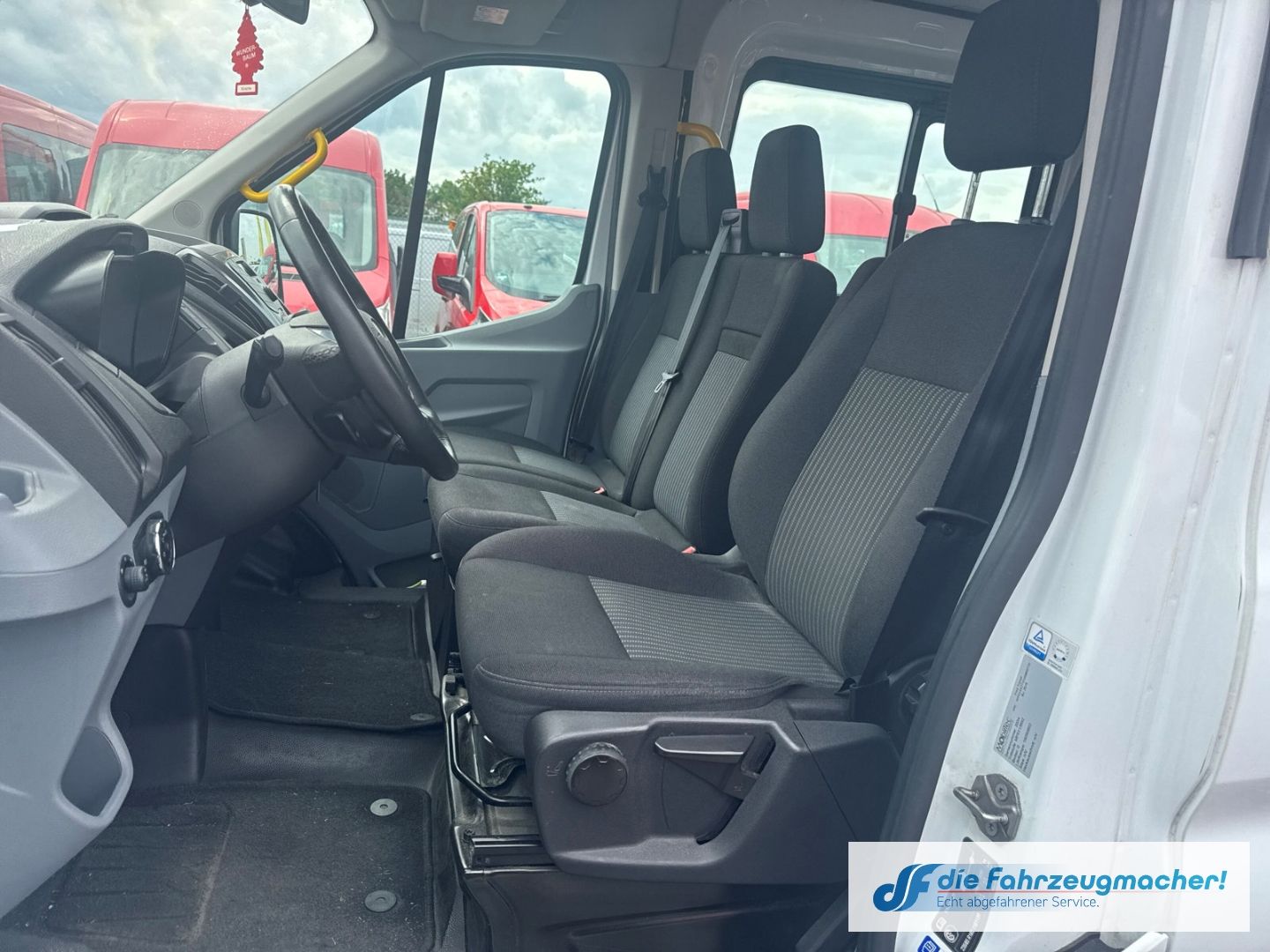 Fahrzeugabbildung Ford Transit Kombi 350 L3 Trend 2.2 TDCi DPF *1572 *K