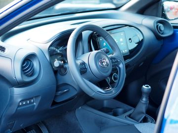 Bild 7 Toyota Aygo (X) 1,0 Business Edition Klima Kamera SHZ