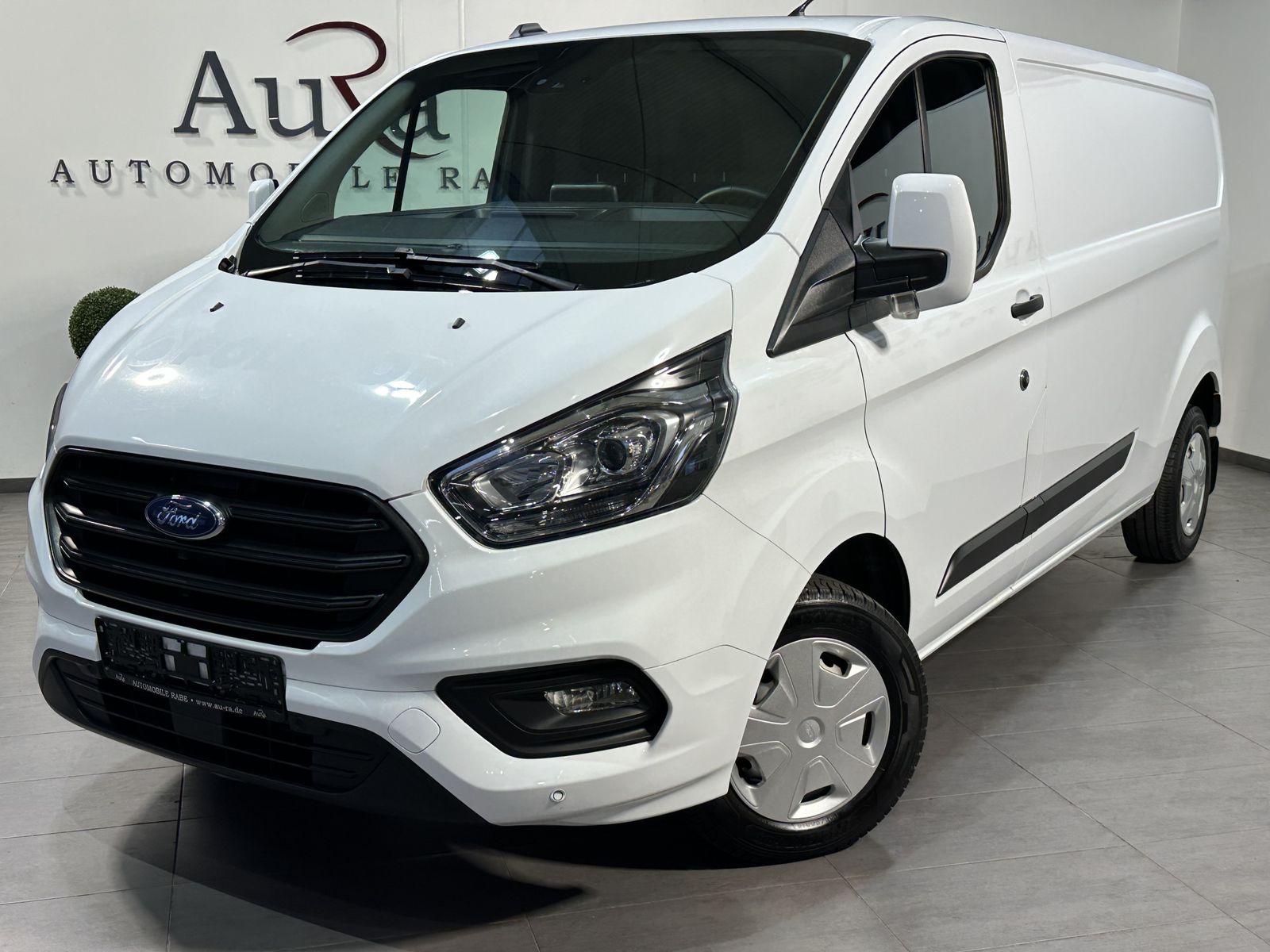 Fahrzeugabbildung Ford Transit Custom 300 L2H1 NAV+SHZ+KAMERA+SORTIMO