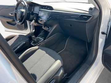 Fotografie des Opel Corsa F Elegance Sitz.-Lenkradheizung LED