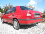 Nissan Sunny 1.4 LX LX - Nissan Sunny Gebrauchtwagen