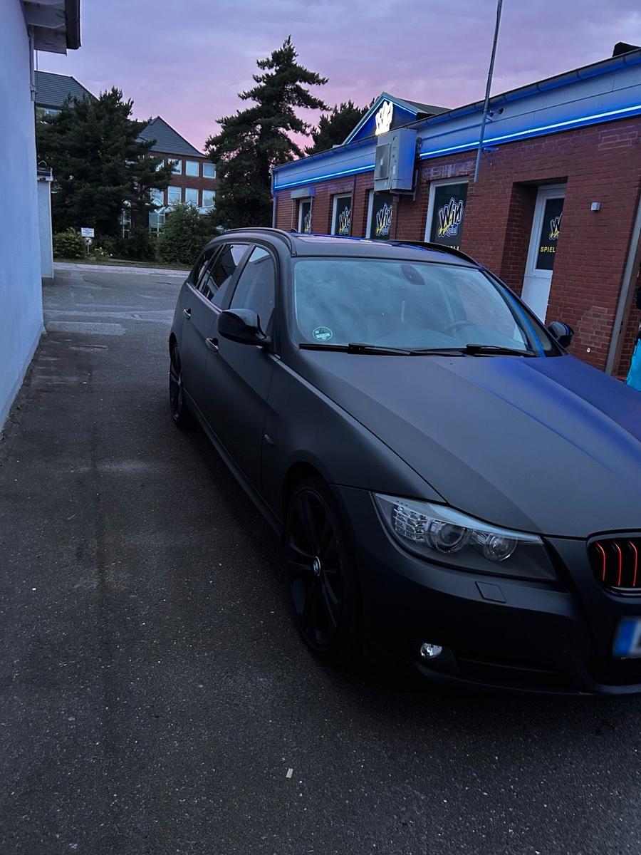 BMW 320 2011 — photo 5
