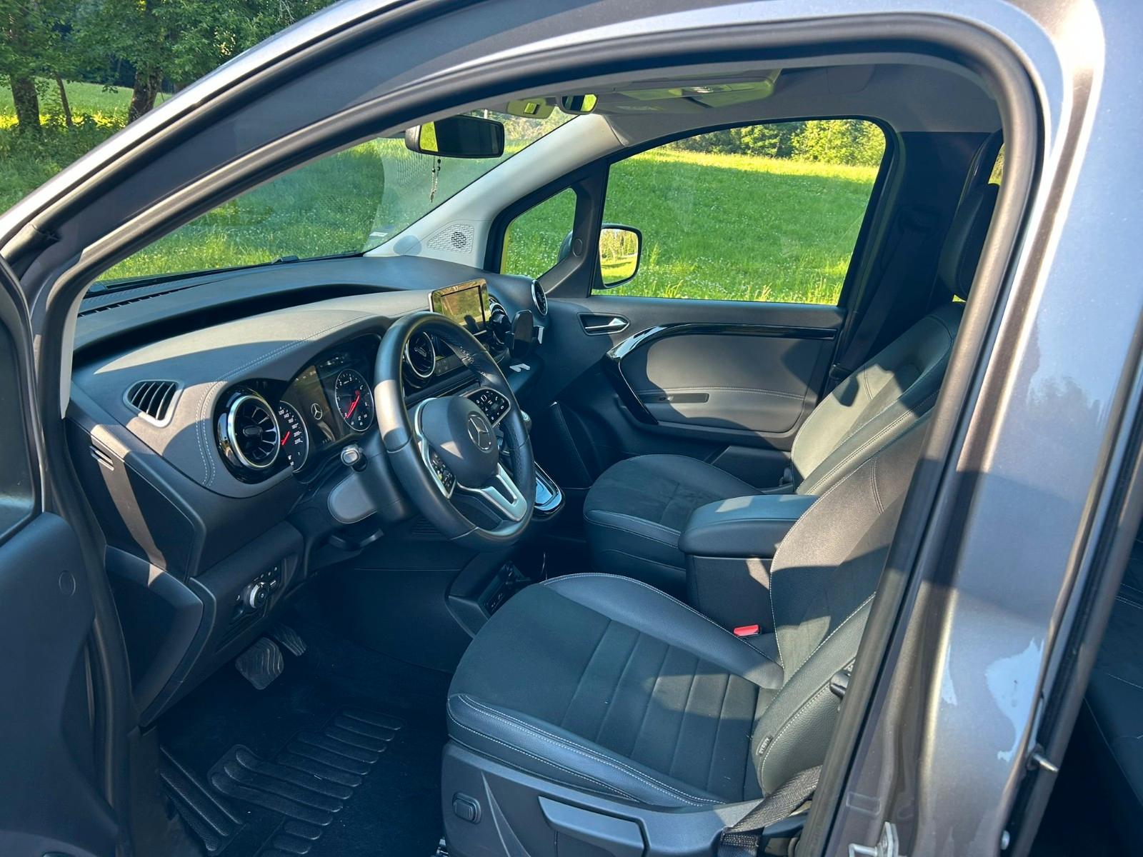 Mercedes-Benz T-Class 180 Progressive d DCT -
