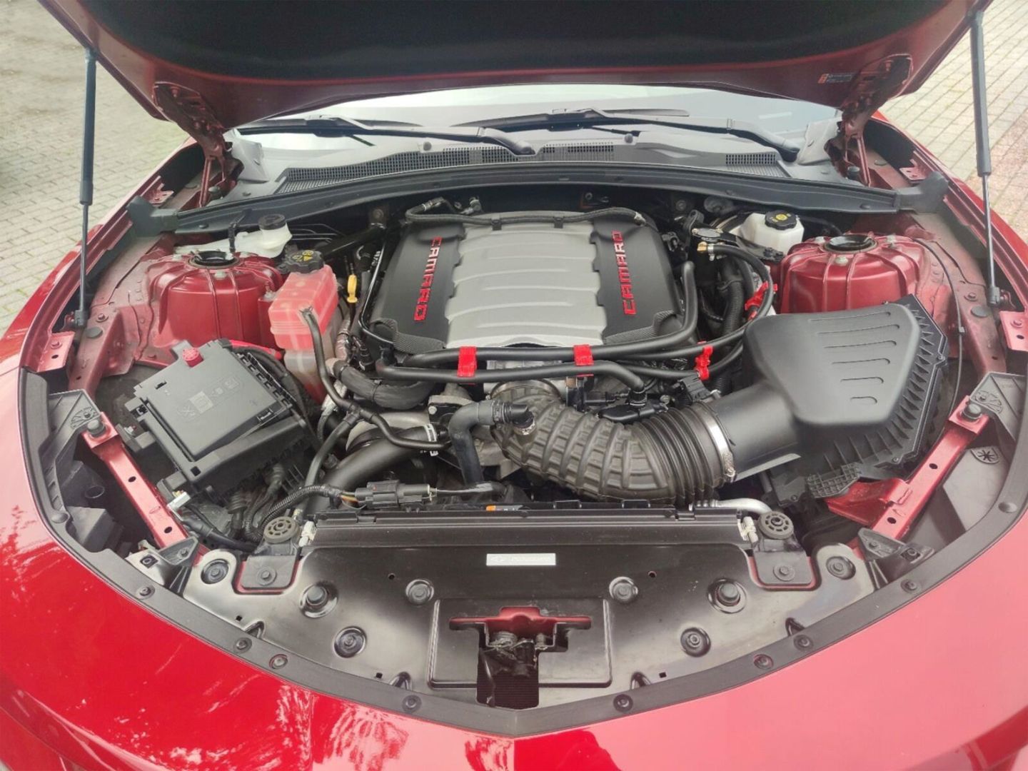 Fahrzeugabbildung Chevrolet Camaro Coupe V8 6.2l  AT8 Europamodell Neuwertig