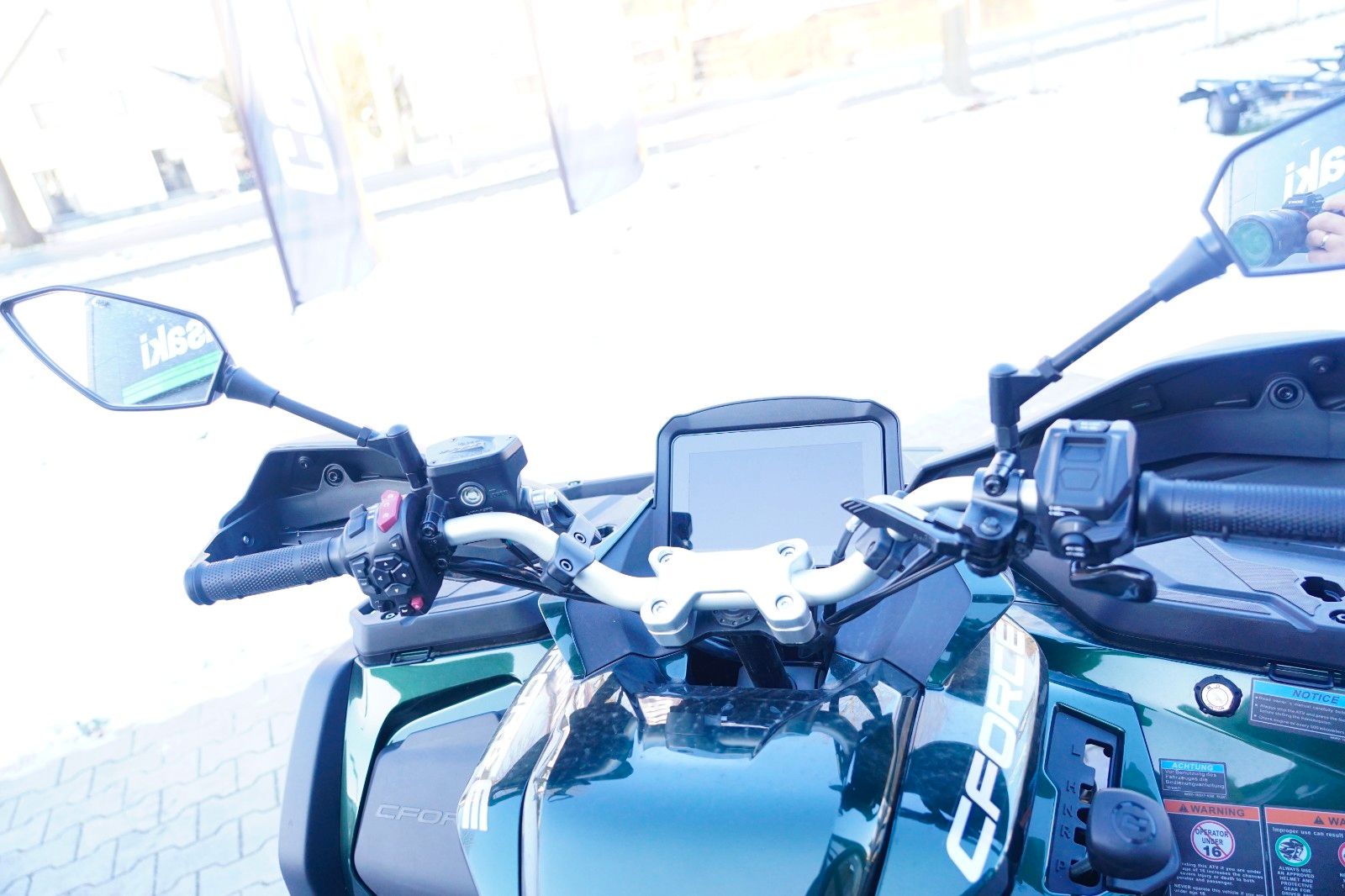 Fahrzeugabbildung CFMOTO CForce 1000 Touring Pro Koffer Schneeschild