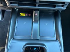 TOYOTA C-HR+ 77kWh AWD Lounge (NG26)