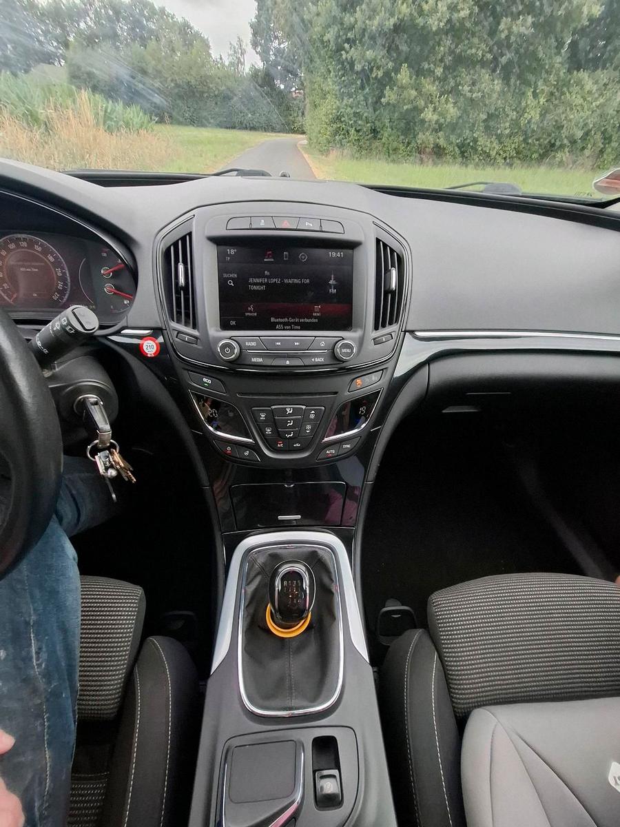 Opel Insignia 2014 — photo 9