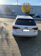 Audi A4 2.0 TFSI S tronic quattro sport Avant sport - Audi A4 mit Benzin-Antrieb: Leder, Kombi, 2.0