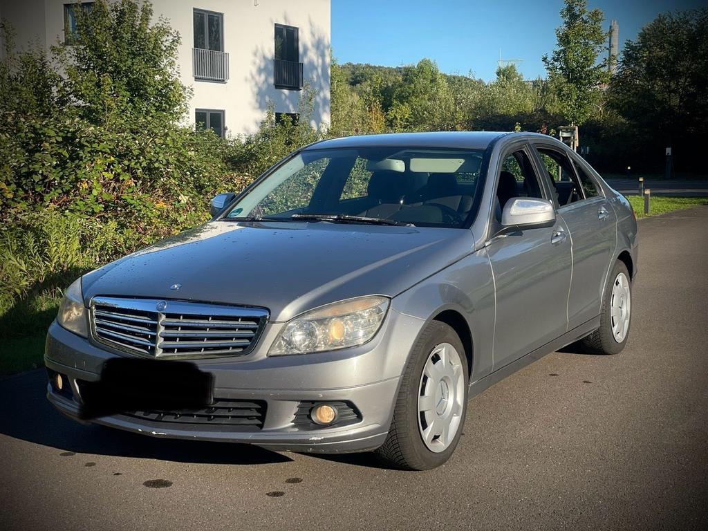 Mercedes-Benz C 220