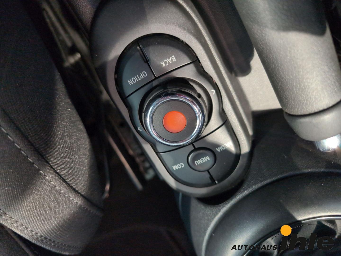 MINI Cooper 1,5 BLUETOOTH+AMBIENTEBELEU.+SPORTSITZE