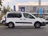 Citroën Berlingo Kombi Attraction*Rückfahrkamera*1,2tAHK - Citroën Berlingo Attraction mit Diesel-Antrieb