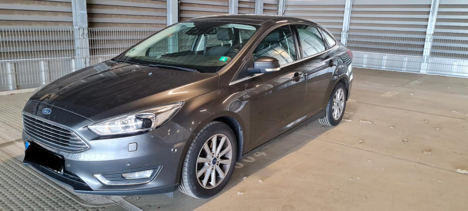 Ford Focus Lim. Titanium 1.5 Ecoboost *8-Fach*2.Hand
