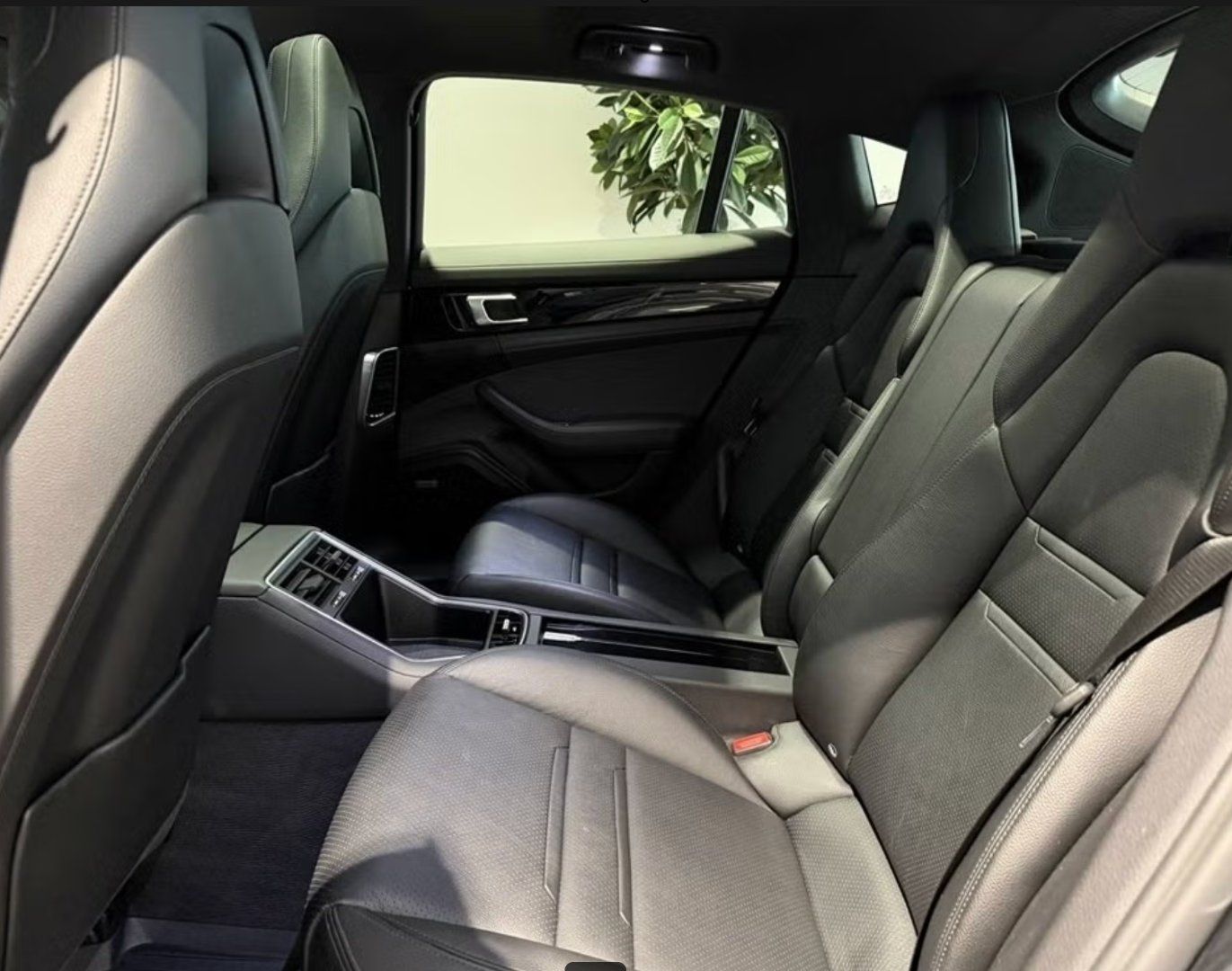 Porsche Panamera 4 E-Hybrid foto 19