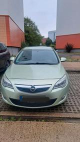 Opel Astra J 1.4 Turbo Edition 5türig - Opel Astra: Türig
