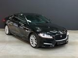 Jaguar XF R-Sport Meridian/Schiebedach - gebrauchte Jaguar XF aus dem Jahr 2020