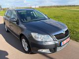 Skoda Octavia Combi Impuls Edition*TEMPOMAT*XENON* - Skoda Octavia: Impuls Edition