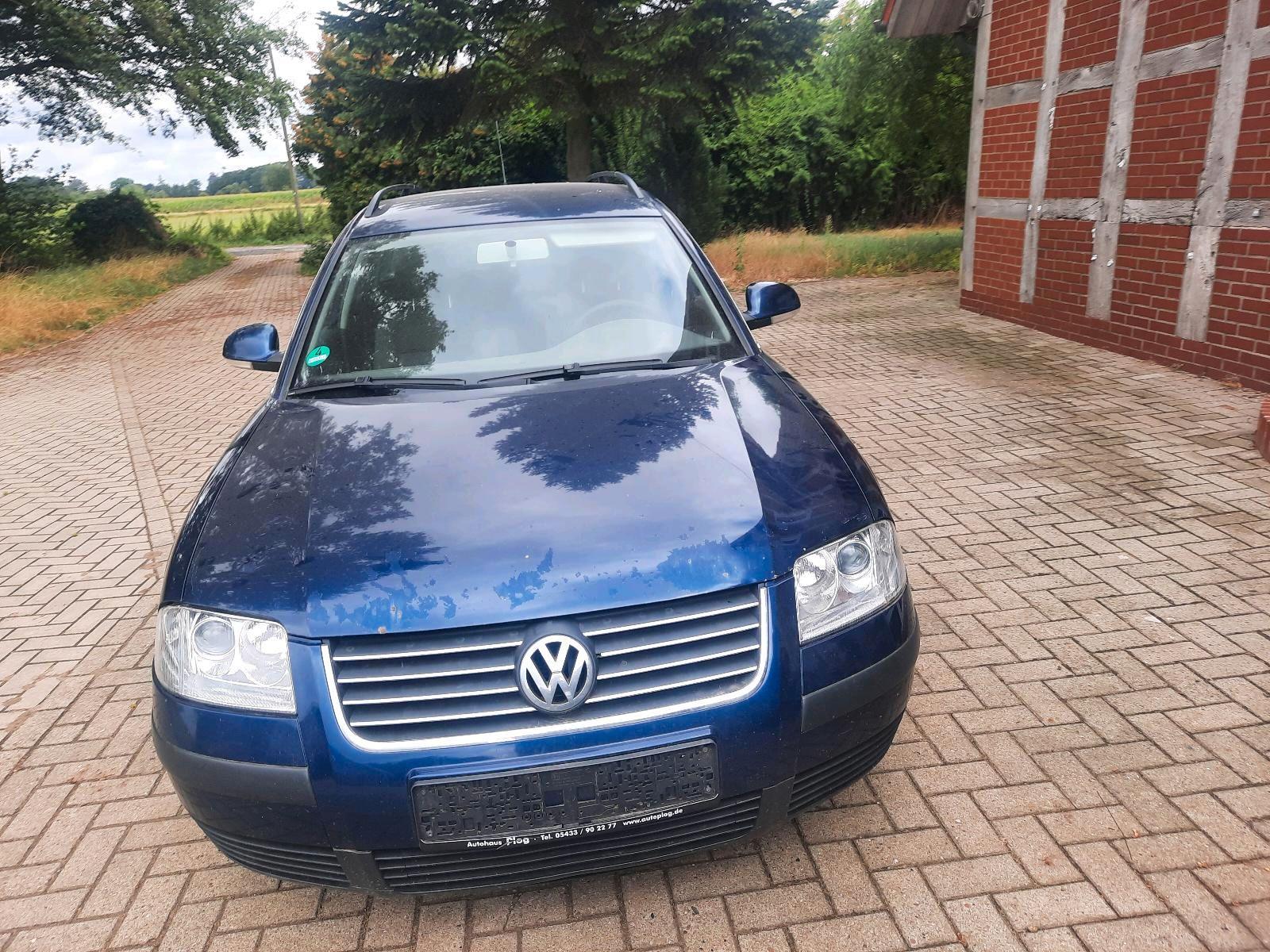 Volkswagen Passat 2005 — interior