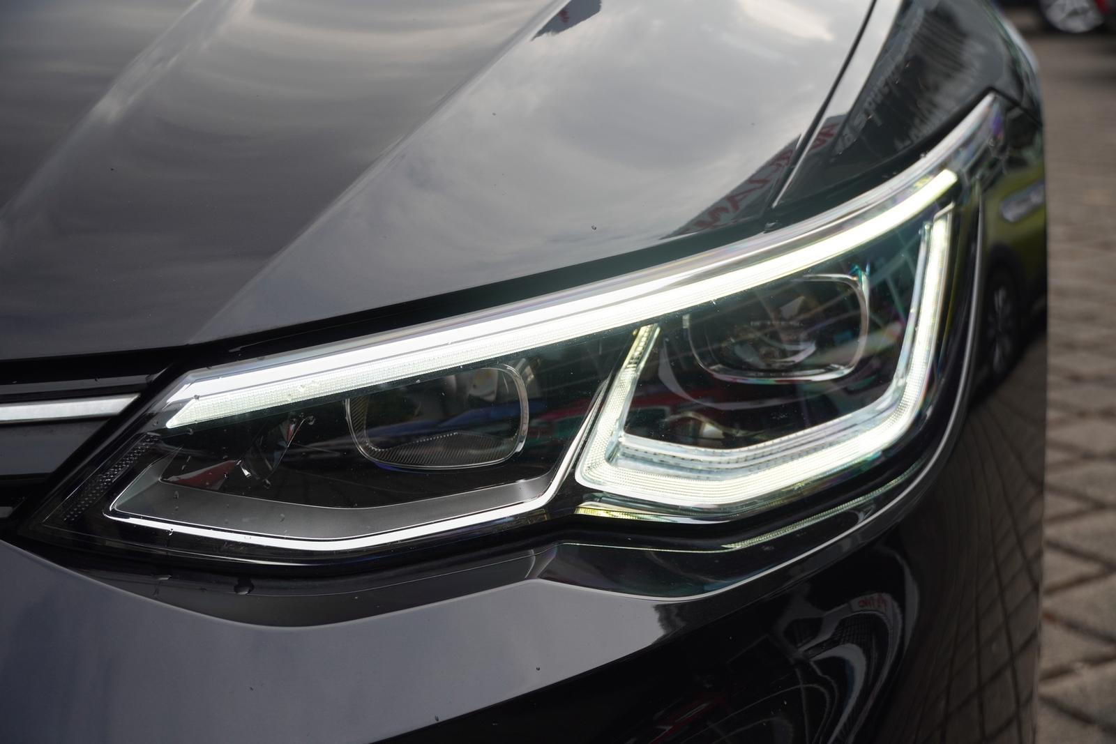 Volkswagen Golf VIII 1.5 TSI Life LED Navi PDC App-Connect, миниатюра 29