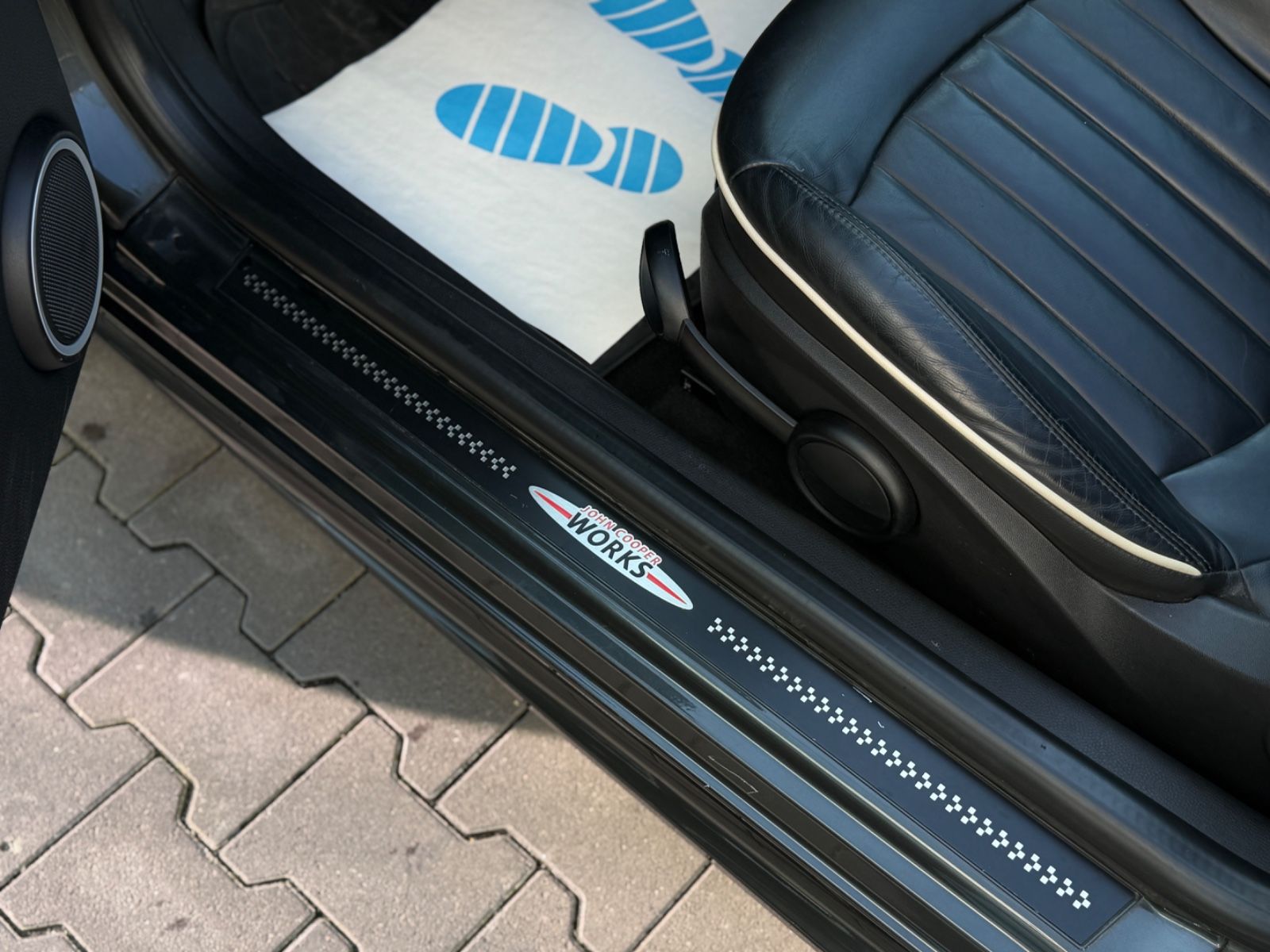 Cooper 2.0 SD Aut. Cabrio JCW Paket 1.Hand Navi