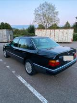 Mercedes-Benz 300E 4MATIC - Mercedes-Benz 300: 300e 4matic