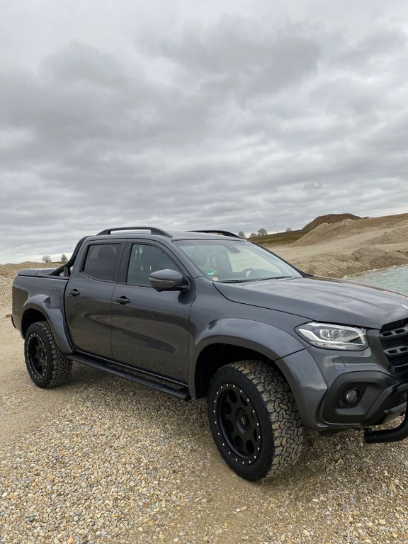 Mercedes-Benz X 350