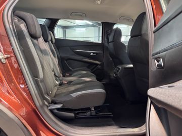 Peugeot 5008 - 10