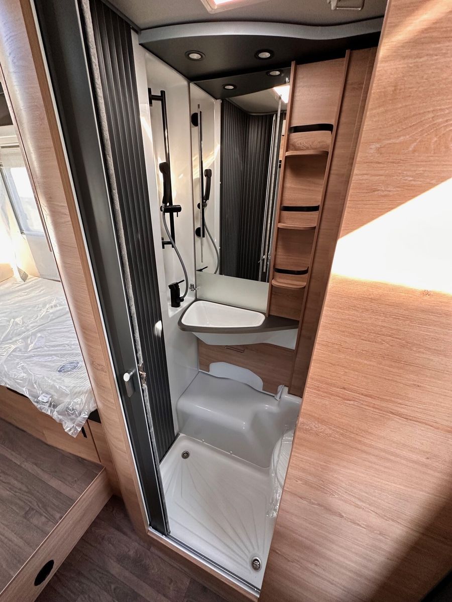 Fahrzeugabbildung Knaus L!VE TI PLATINUM SELECTION 650 MEG Lithum 2x TV
