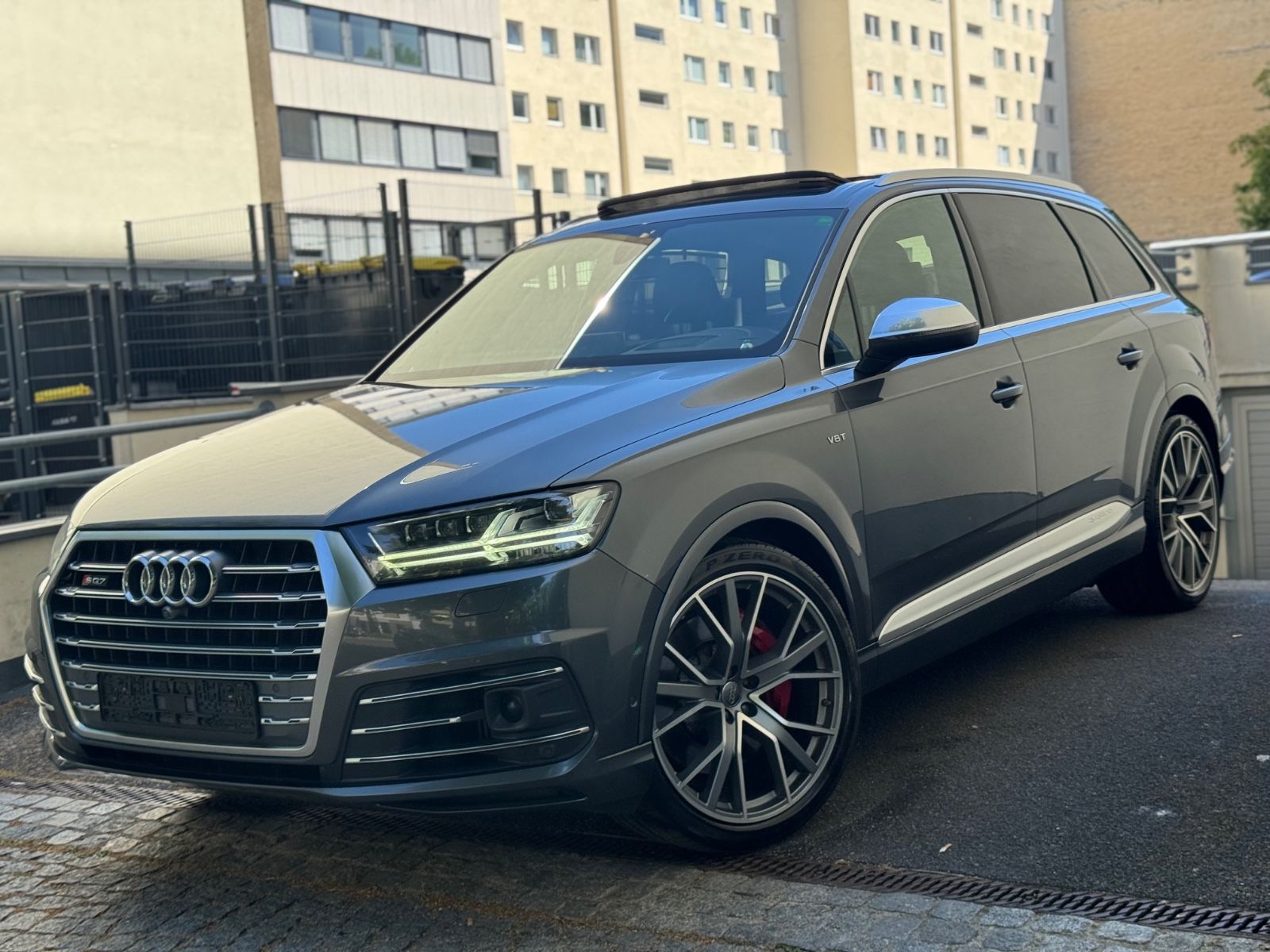 AUDI SQ7 4.0 TDI quattro/NACHTS./PANO/B&amp;O/SOFTC/HUD