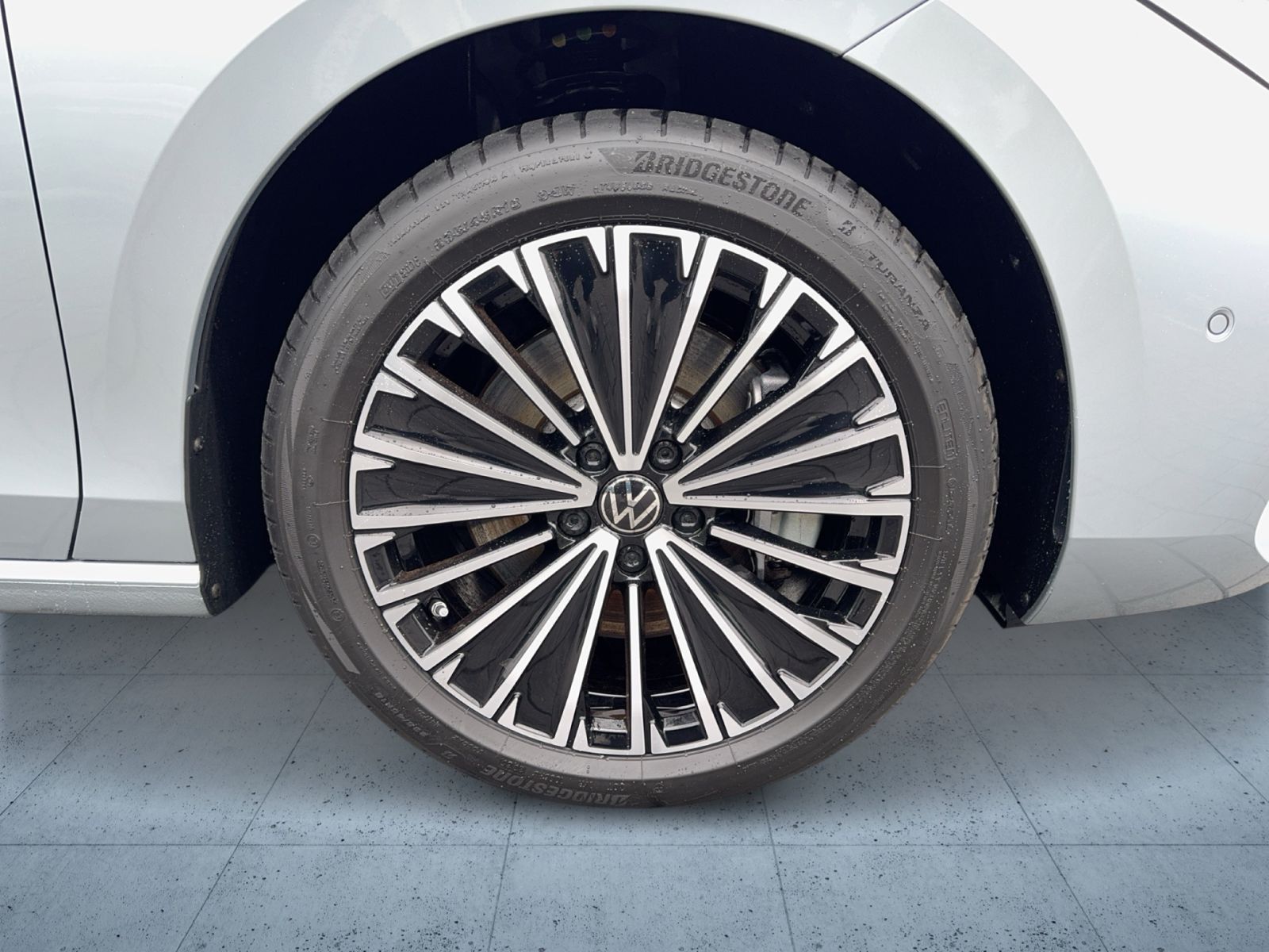 Volkswagen Passat Variant - Bild 7