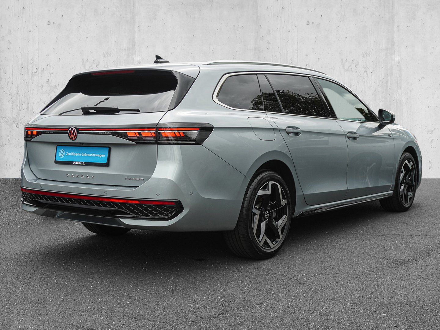 Volkswagen Passat Variant 1.5 eHybrid DSG R-Line HEAD-UP foto 4