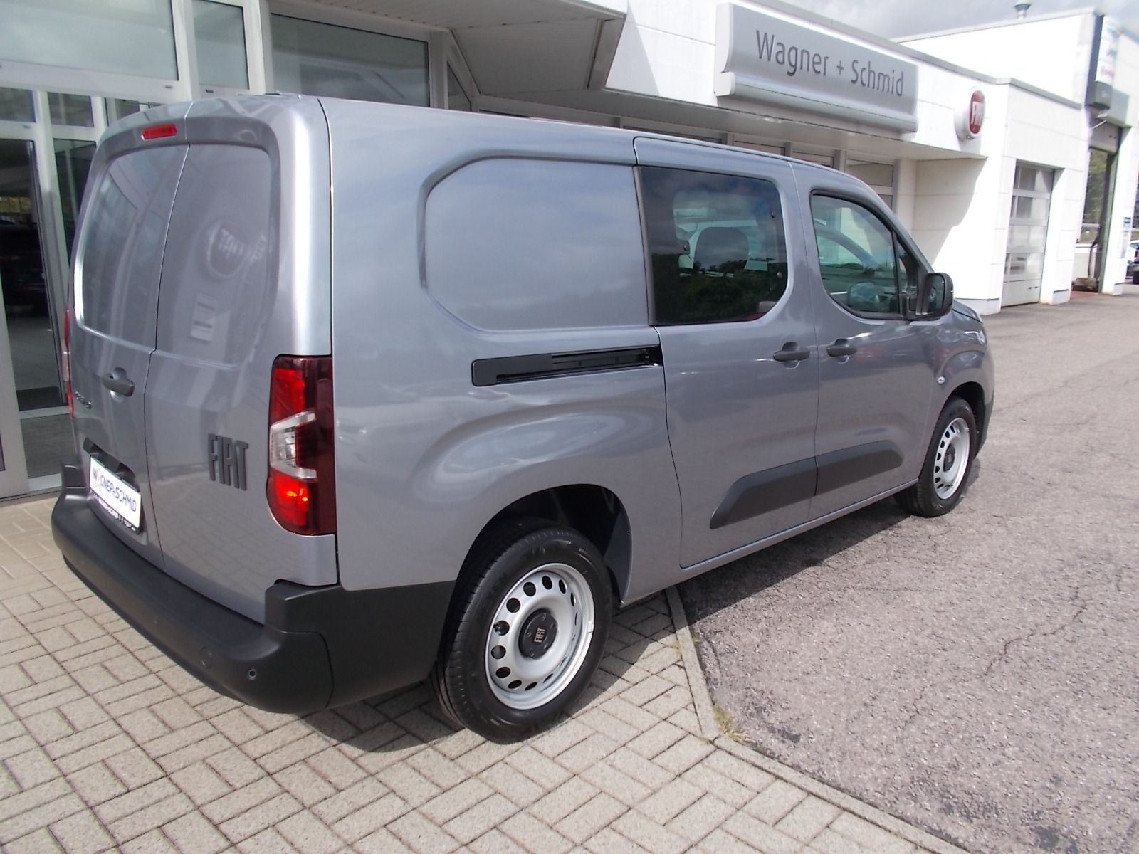 Fahrzeugabbildung Fiat Doblo Multicab L2 1.5 BlueHDi