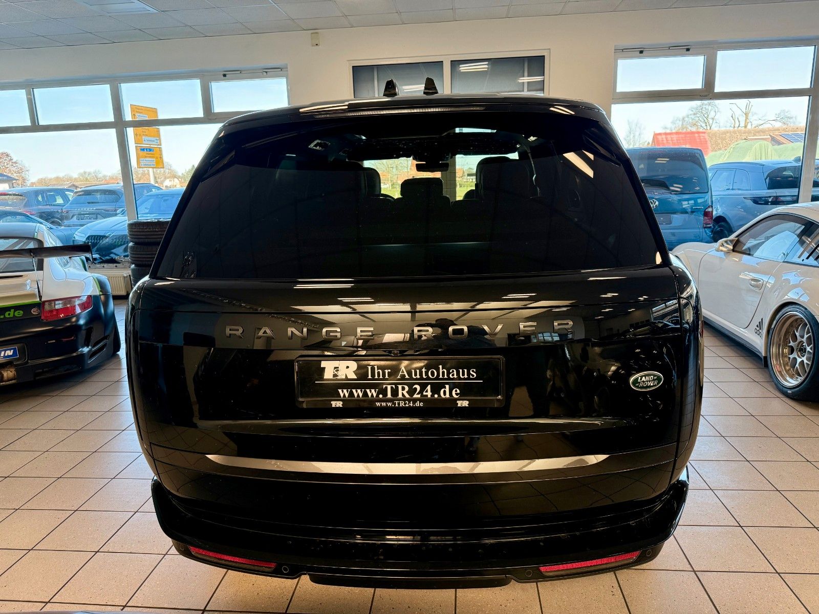Fahrzeugabbildung Land Rover Range Rover LWB P530 Autobiography 7-Sitzer/23"