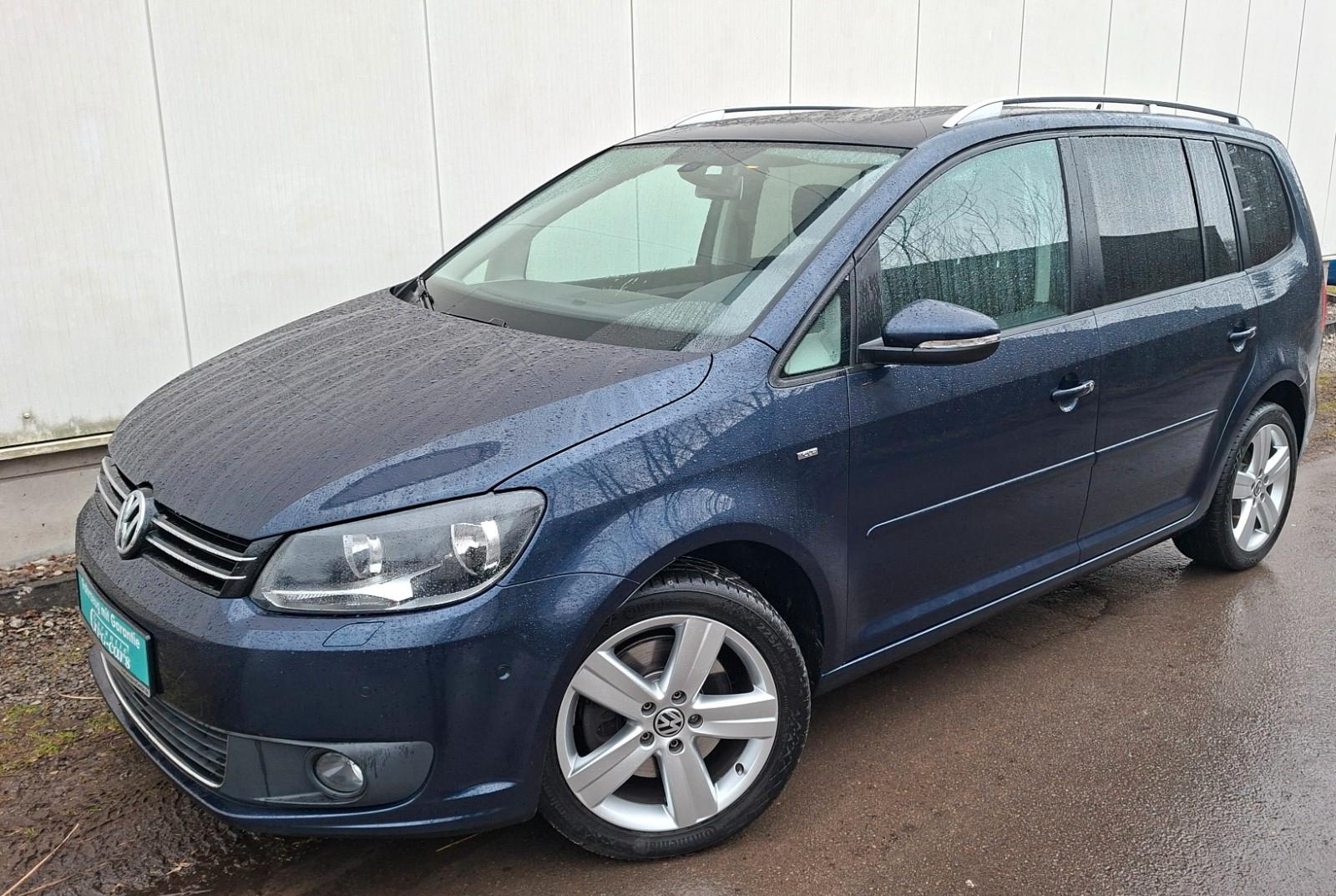 Volkswagen Touran Cup PANO KLIMAAUTO SITZH NAVI PDC