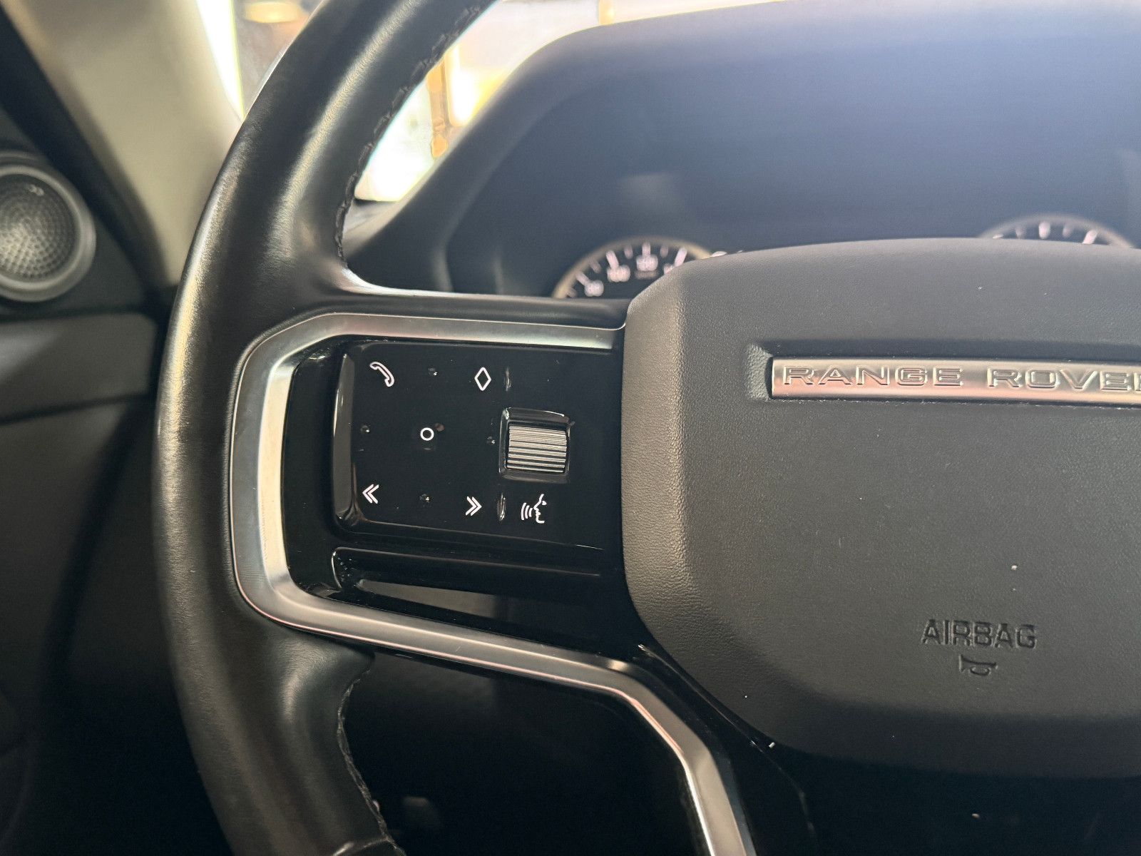 Fahrzeugabbildung Land Rover Range Rover Evoque S /KAMERA/CAR-PLAY/L-HEIZUNG