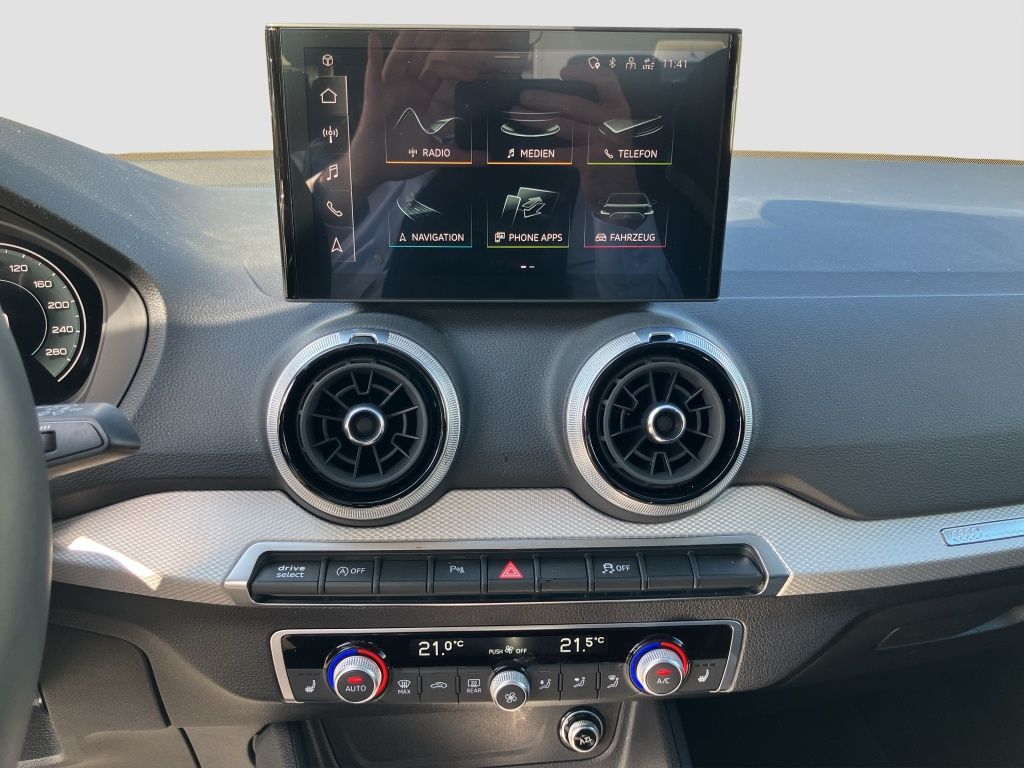 Fahrzeugabbildung Audi Q2 35 1.5 TFSI S line *MATRIX-LED*KAMERA*ACC
