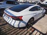 Audi e-tron GT quattro 510,-ohne Anzahlung Pano Wärme - weiße Audi e-tron GT
